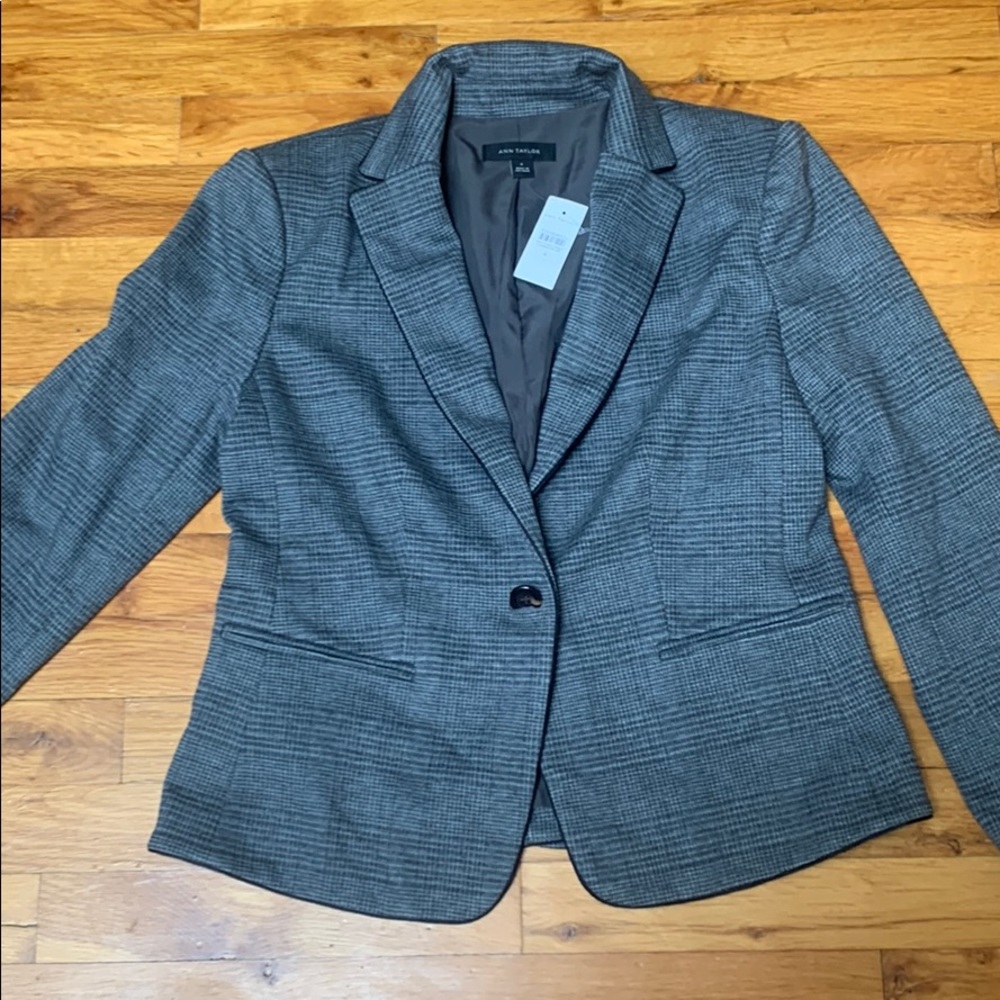 Ann taylor grey and black small plaid blazer